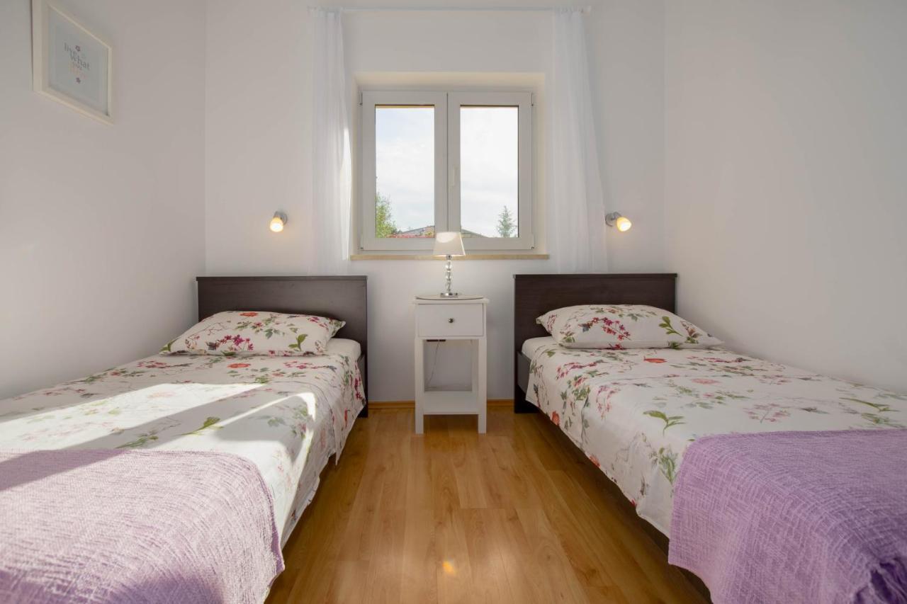 Holiday home Lucija, Stinjan Pula